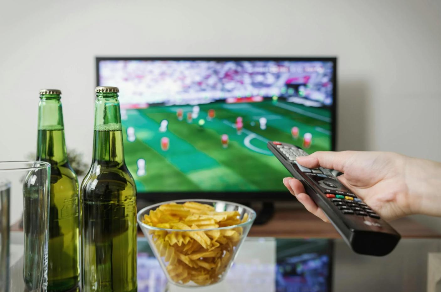 Podłączenie telewizji internetowej do Smart TV – krok po kroku